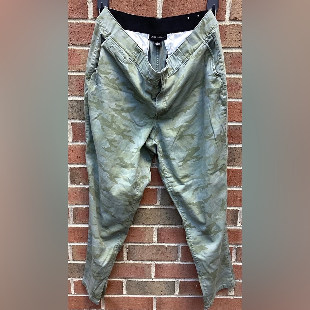 Lane Bryant Camo style pants size 16